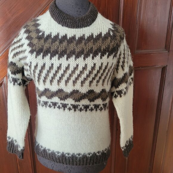 Vintage Nordic Style Pure New Wool Sweater With Geometric Patterns Unisex Fit Si - Picture 2 of 6
